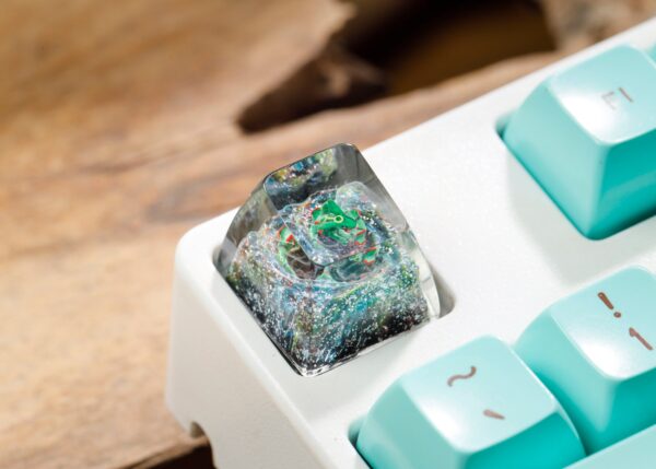 Rayquaza Pokemon Artisan Keycap